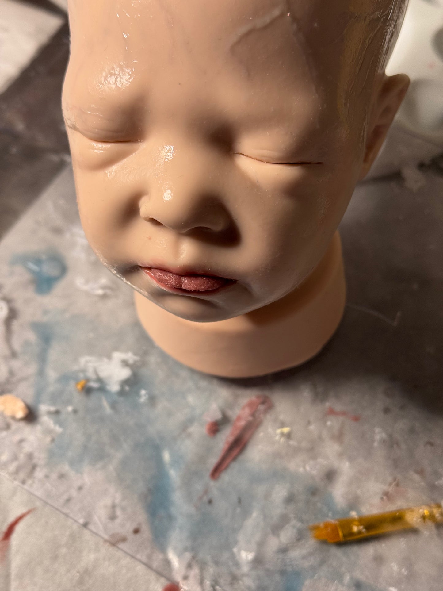 Example of unpainted tongue in doll head