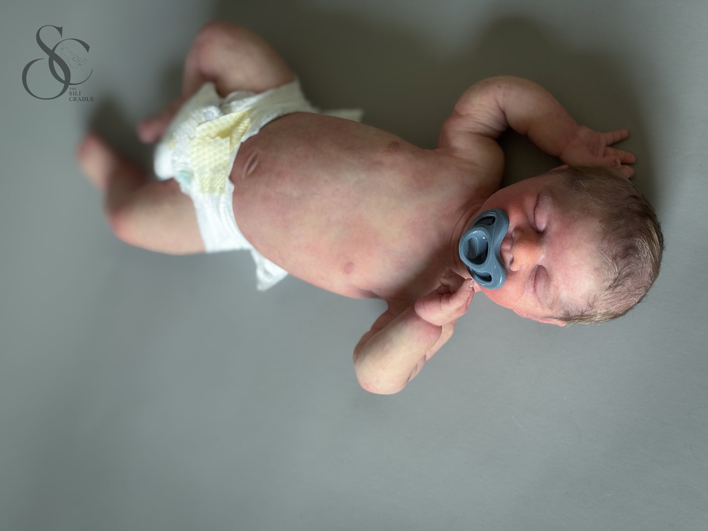 Full Body Silicone Ollie, sculpted by Mirte Kooi