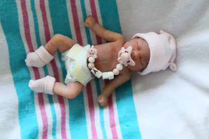 Miniature Silicone Ivy by Shy Mrofka